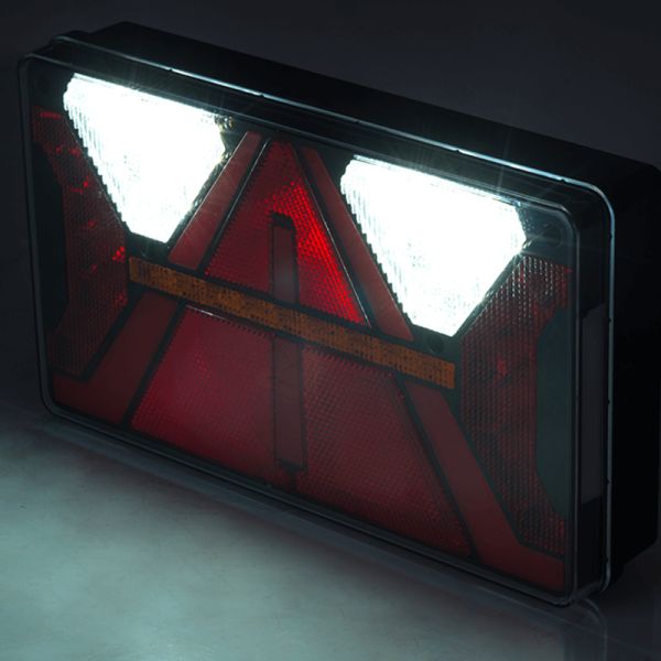 Piloto Trasero rectangular LED con triangulo Strada 12V 24V Horpol | LeonLeds