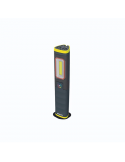 Linterna de mano Xperion 6000 UV Pillar con luz utravioleta