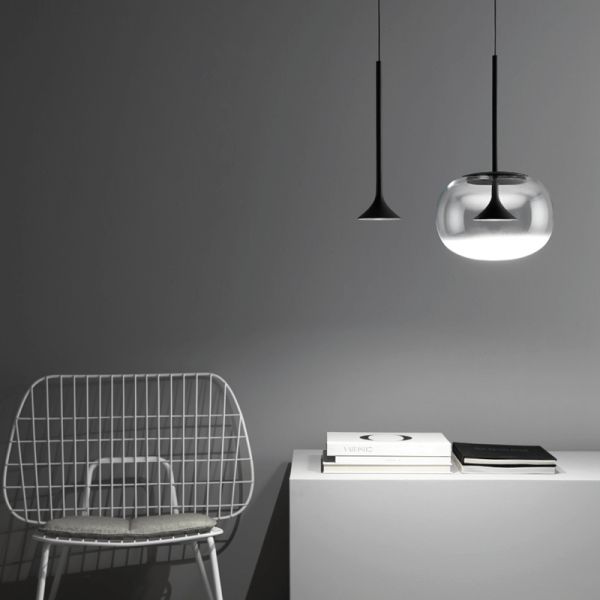 Lámpara colgante LED Alive negro con pantalla de cristal LedsC4