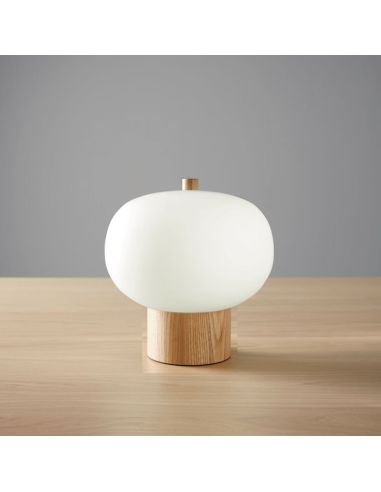 Lámpara de mesa LED Ilargi cristal y madera ambiente