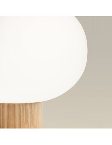 Lámpara de mesa LED Ilargi cristal y madera detalle