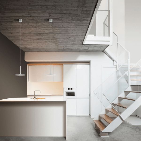 Lâmpada LED pendurada em rede branca ajustável para ambiente