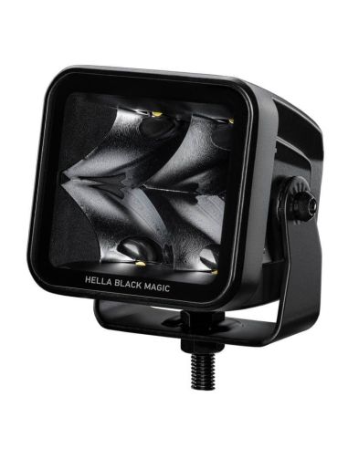 Faro LED cuadrado largo alcance Black Magic Cube Kit 3,2" 12V/24V 3000Lm 2 Unds. Deutsch Hella 1FA 358 176-821 | LeonLeds