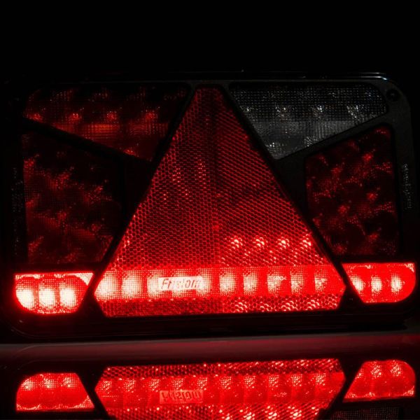 Feu arrière LED avec triangle 12V-36V Hermétique FT-370 Fristom | leonleds
