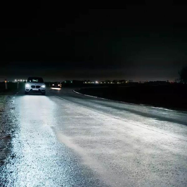 Lâmpadas LED H7 Ultinon Pro9100 12V 24V LUM11972U91X2 Pack 2 Unidades. +350% mais luz Philips | leonleds