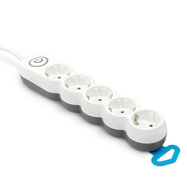 Base multiple 5 enchufes con interruptor luminoso y enchufe plano 1,4 metros de cable 420044 Garza | LeonLeds