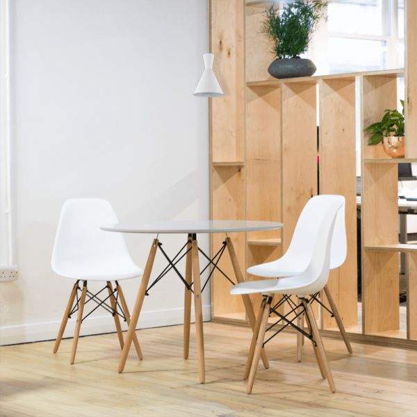 Ambiente Lámpara de techo metálica de diseño moderno Enzo 1 X E27 Blanco | LeonLeds