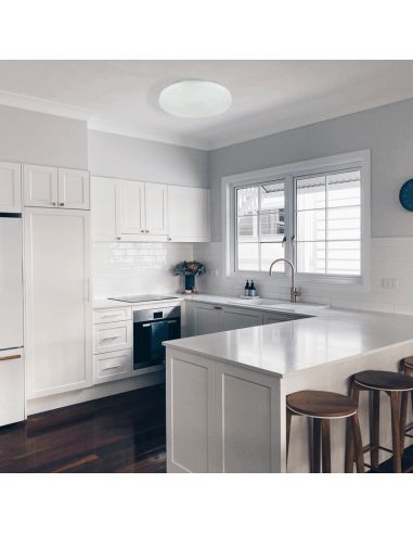 Lâmpada de teto Kira LED multicolorida e flashes de ambiente