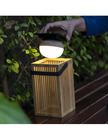 Lanterne solaire à main Okinawa LED IP54 Ambient Rechargeable