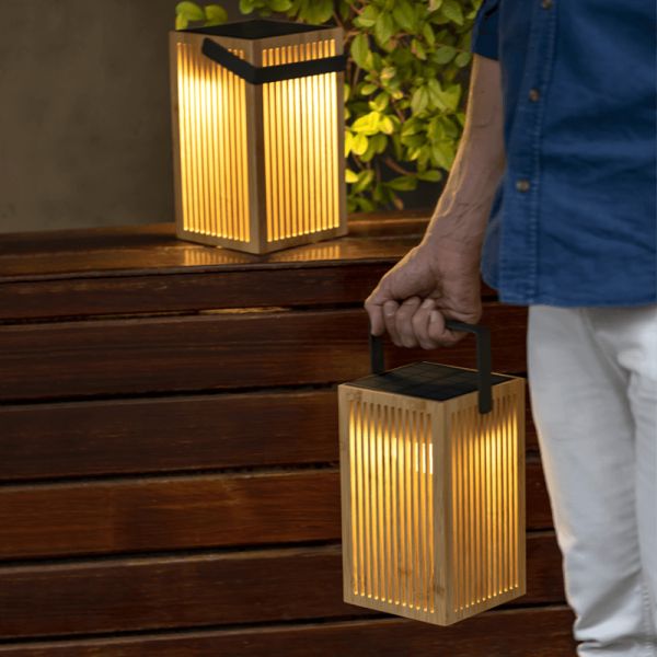 Farol de mano LED solar Okinawa IP54 ambiente