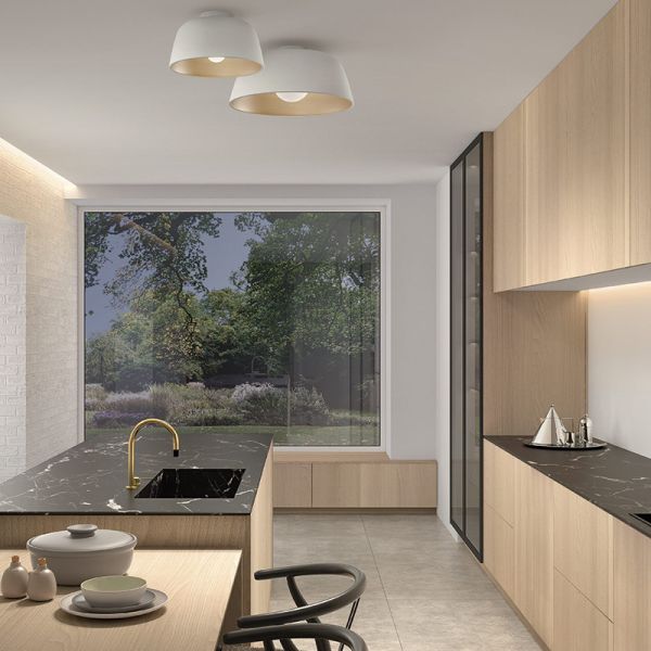 Plafon branco decorativo Miso ø285mm ouro ambiente