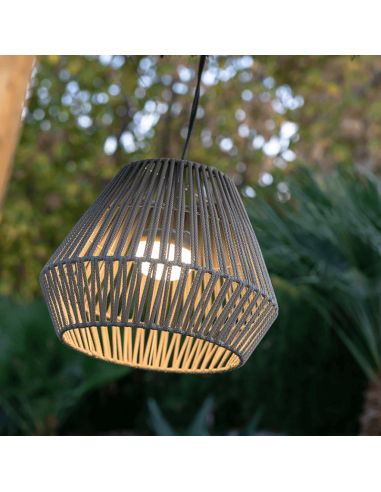 Lámpara colgante de exterior sin cables Conta Hang ambiente