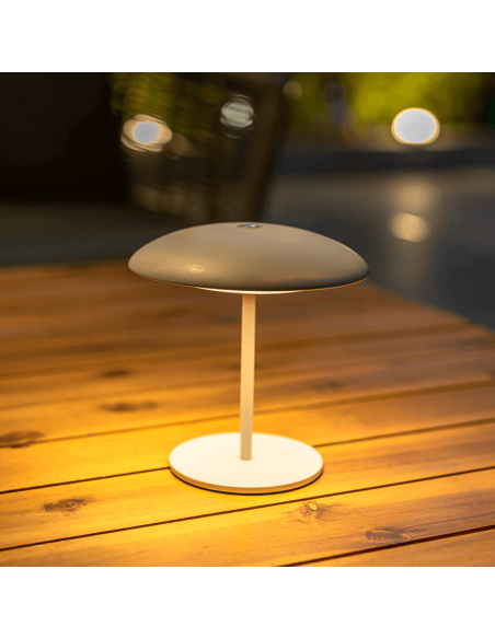 Lámpara de mesa exterior de metal recargable Sardinia blanca
