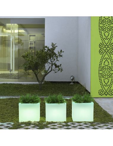 Macetero con luz LED solar para exterior Narciso 40 o 50cm ambiente RGB