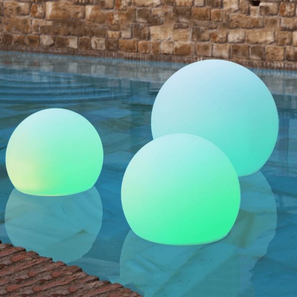 Boule LED solaire flottante multifonction Buly 20, 30 ou 40 jardin New Ambiance jardin feu vert | Éclairage LeonLeds