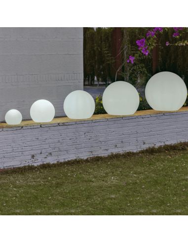 Bola LED RGB grande flotante recargable Buly 50, 60, 80 New Garden | LeonLeds Iluminación