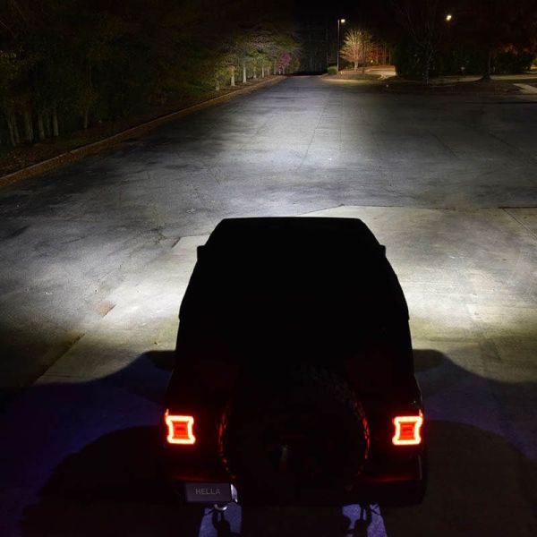 Kit Hella Black Magic Cube 3,2" Luz de Trabalho LED Quadrada Embutida 1FA 358 176-831 | LeonLeds