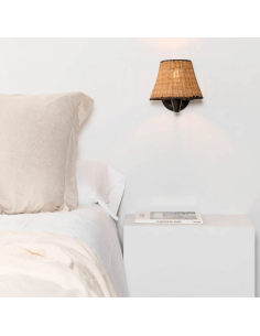 Applique noire avec abat-jour en rotin Sumba 2