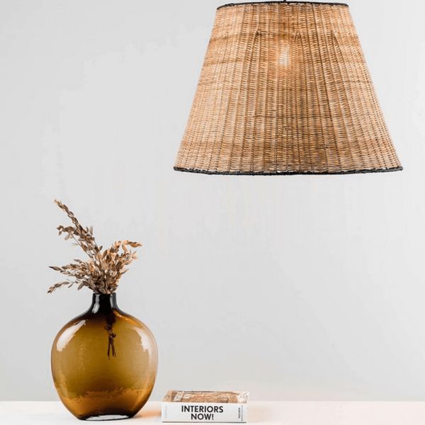 Lámpara colgante con pantalla de ratán Sumba 1xE27 ambiente