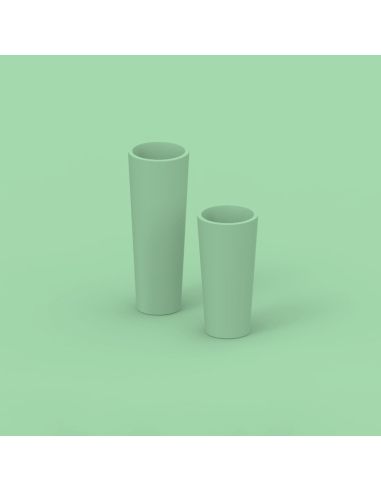 Hoher Außenblumentopf mit...