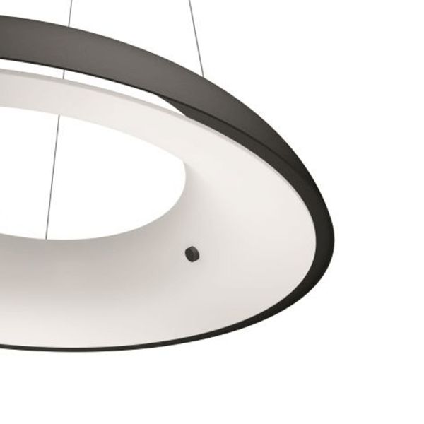 Lámpara Colgante Inteligente LED Amaze Hue Negra ambiente luz cálida detalle