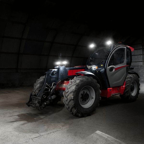 Faro delantero LED homologado para maquinaria agrícola e industria 6 Pin Deutsch Wesem ambiente| LeonLeds Iluminación