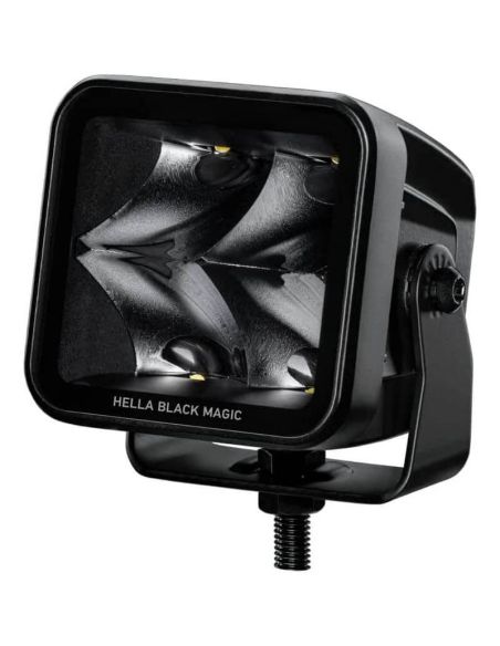 Phare LED Carré Long Range Black Magic Cube 3.2" 12V/24V 3000Lm 1 Pc Deutsch Hella 1FA 358 176-861 Hella | LeonLeds