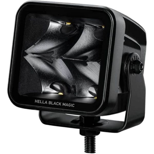 Faro LED cuadrado largo alcance Black Magic Cube 3,2" 12V/24V 3000Lm 1 Unds. Deutsch Hella 1FA 358 176-861 Hella | LeonLeds