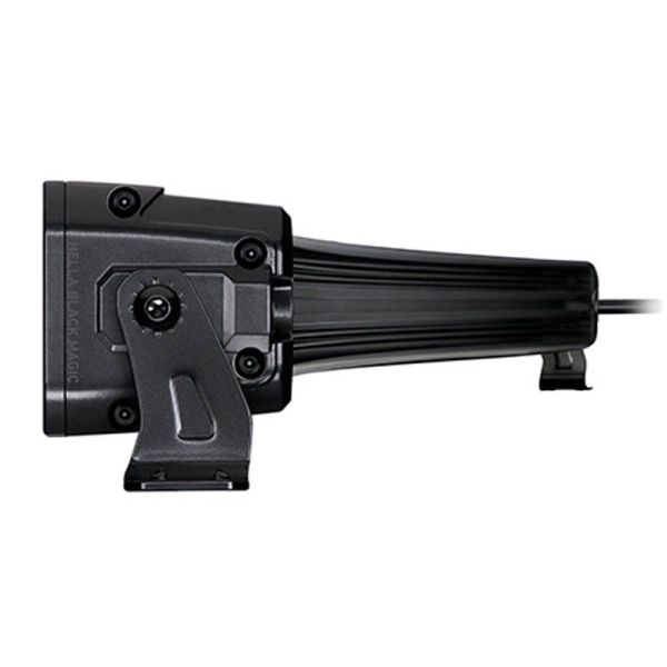 Barra LED de carretera 40" 1074mm  Curvada Black Magic ECE 45 Doble linea LED 12V/24V 9.222Lm 5.700K 186W Hella | LeonLeds