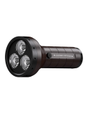 Lampe de poche LED très puissante 4500Lm et jusqu'à 720 mètres de portée P18R Signature LedLenser | leonleds