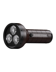 Linterna LED muy potente 4500Lm y hasta 720 metros de alcance P18R Signature LedLenser | LeonLeds