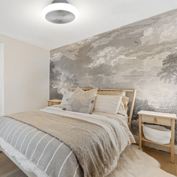 Ventilateur de plafond LED Enkel 44W flux concentré environnement DC