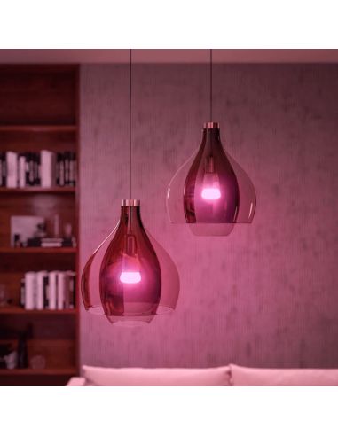 Bombilla inteligente Philips Hue White and Color Ambiance A60 E27 1100lm detalle luz rosa