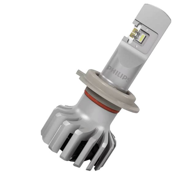 Ampoule LED H7 Ultinon PRO6000 12V +230% de lumière en plus LUM11972U6000X1 Moto Philips | leonleds