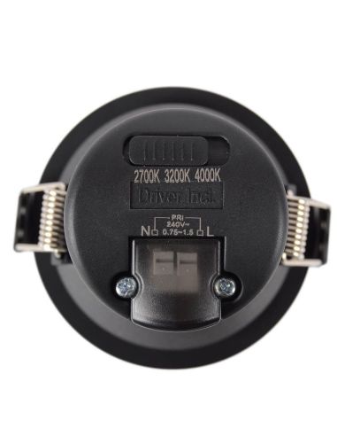 Foco empotrable LED 9W - 80W Cambio color CCT Switch UGR 19 Triac Libertad 9 Negro | LeonLeds