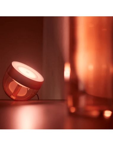 Lámpara de sobremesa LED inteligente Iris bronce luz cálida encendida | LeonLeds