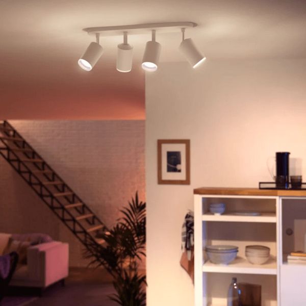 Foco inteligente 4 luces Fugato foto ambiente| LeonLeds