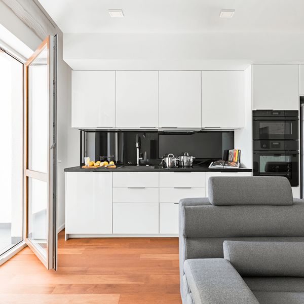 Plafonnier LED carré Roku 9cm blanc 6W 420Lm 3000K ou 4000K ambiant