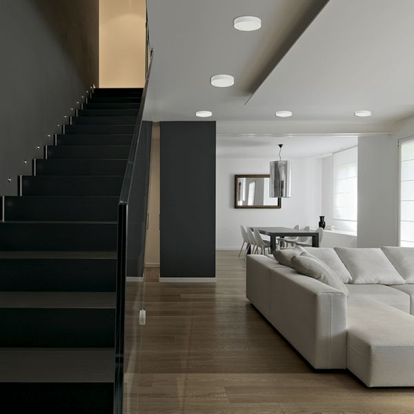 Plafonnier LED rond Kore 14cm blanc 12W 950Lm 3000K ou 4000K ambiant