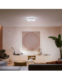 Plafón de techo LED inteligente Philips Hue Infuse M blanco en un salón