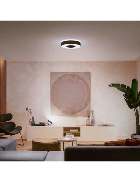 Philips Hue Infuse M plafonnier LED intelligent noir lumière chaude dans le salon