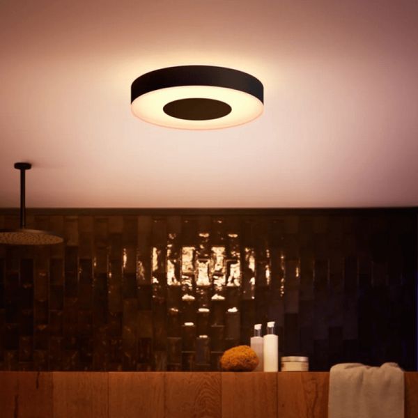 Plafón de techo inteligente Xamento mediano negro luz encedida