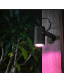 Foco LED extensible para exterior Lily negro caja producto detalle luz encendida