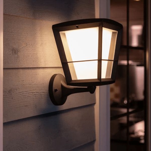 Applique LED extérieure intelligente Econic IP44 15W lumière chaude