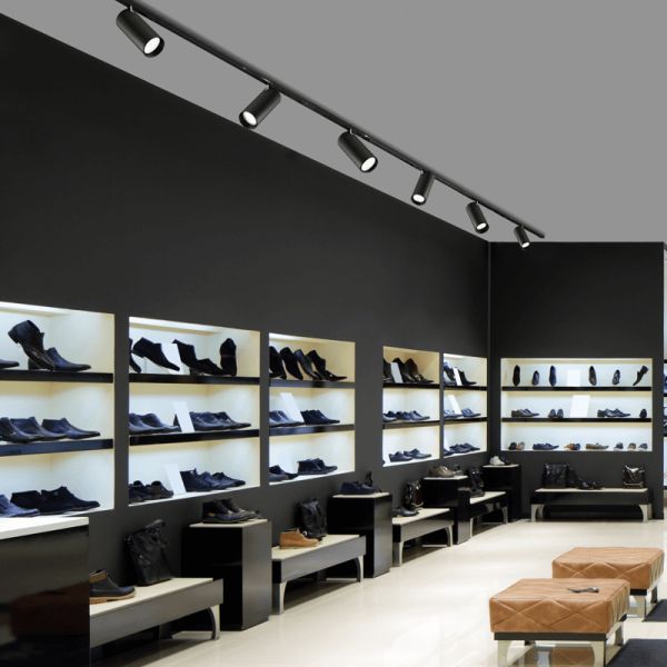 Holofote redondo regulável Budelli White GU10 8W Trifásico universal ambiente