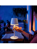 Lámpara de mesa portátil LED inteligente Hue Go blanco encendido