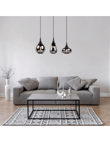 Lámpara de techo colgante negra vidrio ahumado 3 luces 40W en un salón