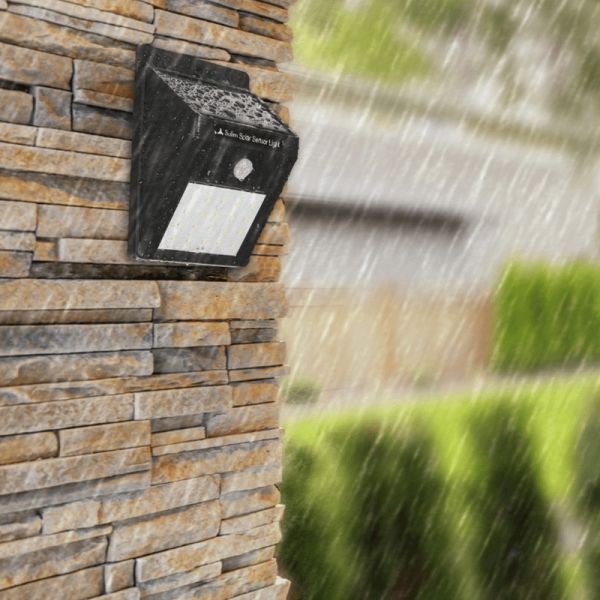 Aplique Led solar con sensor de movimiento de Sulion Ambiente | LeonLeds.com