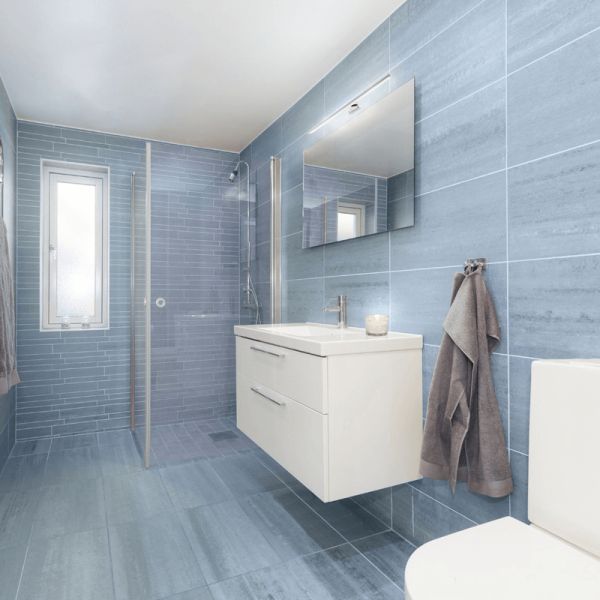 Aplique LED cromado para espejo de baño IP44 Pandella 1 Eglo 78cm Ambiente| LeonLeds