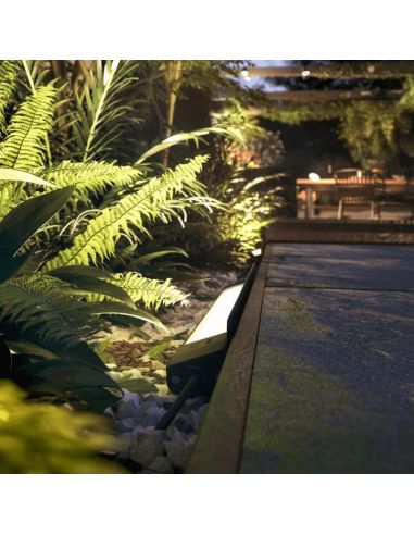 Refletor LED linear para exterior Amarant, luz exterior preta inteligente de 20 W